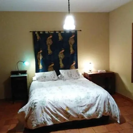 Holiday home Spacious House In With Garden *