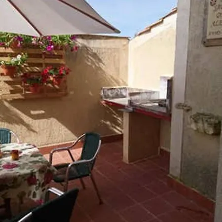 Spacious House In With Garden Holiday home Segovia
