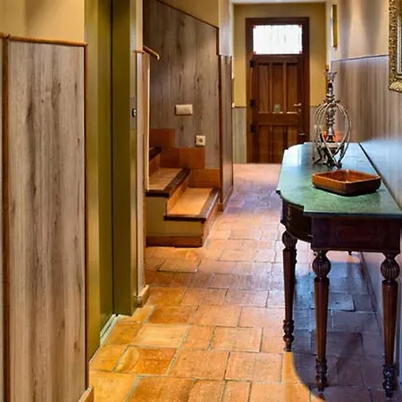 Spacious House In With Garden * Segovia